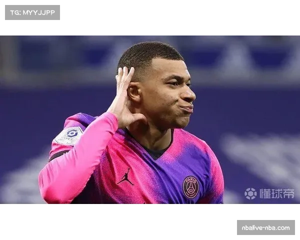 官方：前法国国脚加盟特鲁瓦教练组，辅助主帅工作